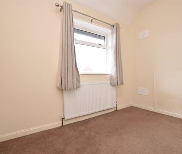 1, Latchmere Walk, West Park, Leeds, West Yorkshire, LS16 5DW - Photo 6