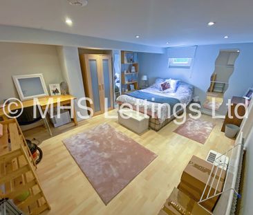 4 Bedroom Mid Terraced House for rent in Royal Park View - Photo 3