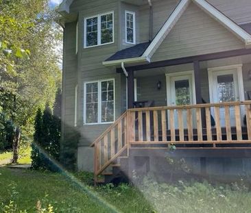 Superbe semi-détaché 6 1/2 à louer – Saint-Sauveur - Photo 3