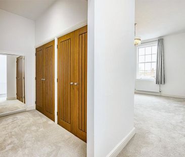 2 bedroom semi-detached house to rent - Photo 5