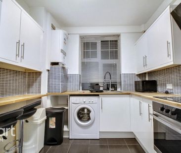 3 bedroom flat to rent - Photo 6