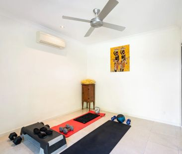 Private resort-style living in a serene setting. - Photo 5