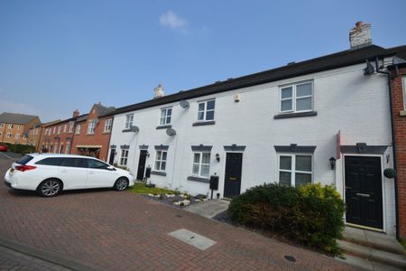 2 bed Mid Terraced House for Rent - Photo 3