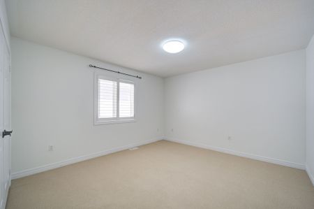 For Lease - 39 Schuster Lane, Vaughan, Ontario - Photo 3
