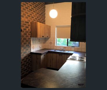 Town House - Photo 5