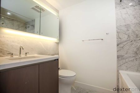 68 Smithe St #715 - Photo 5