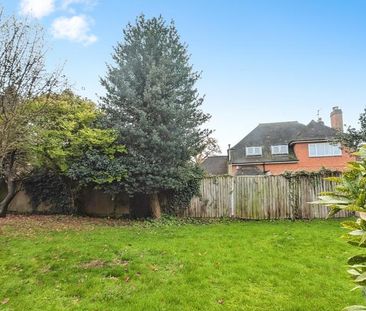 4 bedroom semi-detached house to rent - Photo 1