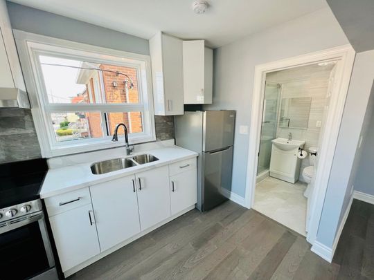 For Lease - 1342 Weston Road Unit# Upper, Toronto, Ontario - Photo 1