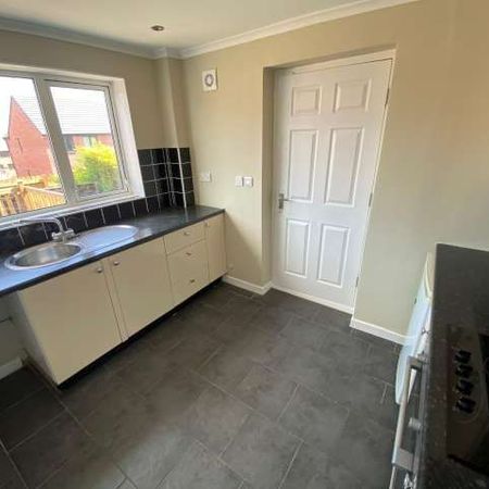 2 bed semi-detached house to rent in Castledene Road, Consett - Photo 4