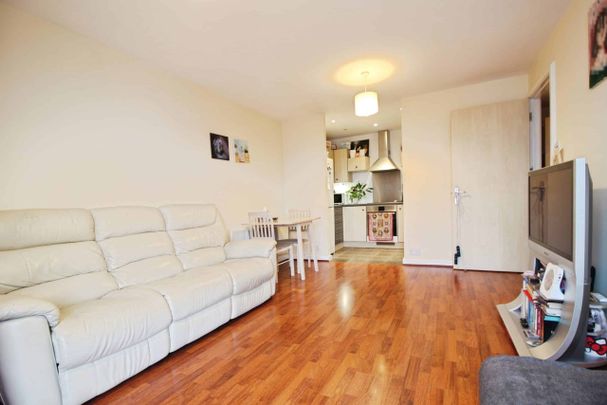 The Plaza Sanford Street, Swindon, Swindon, SN1 - Photo 1