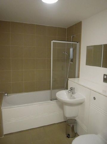 1 Bed Flat, Bromsgrove Street, B5 - Photo 2