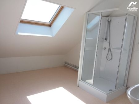 SAINT GERMER DE FLY, 54 route Nationale 31,appartement comprenant deux chambres et parking - Photo 3