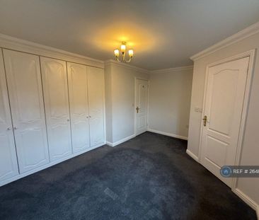 4 bedroom detached house to rent - Photo 3