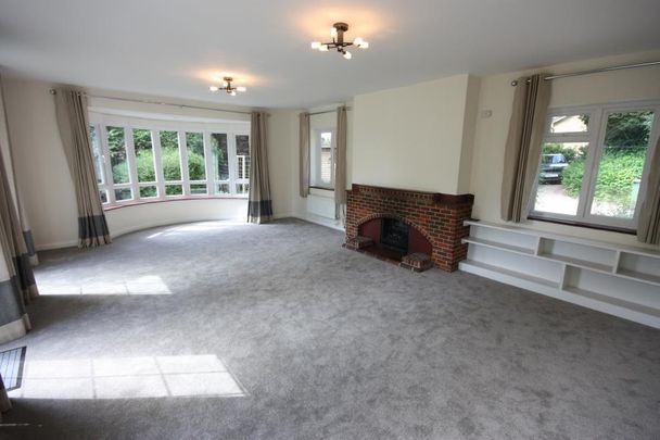 4 bedroom terraced house to rent - Photo 1