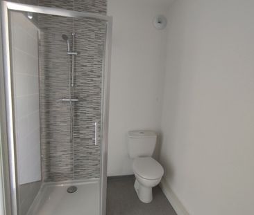 Location Appartement 1 pièce 18m² NIMES 30000 - Photo 5