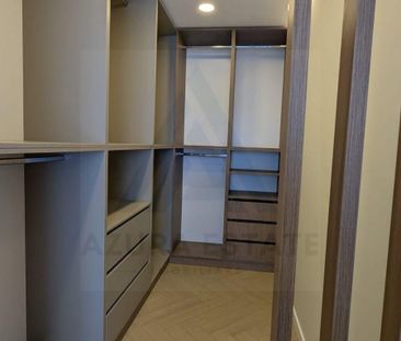 Închiriază Apartament 4 camere Reșița - Fotografie 6