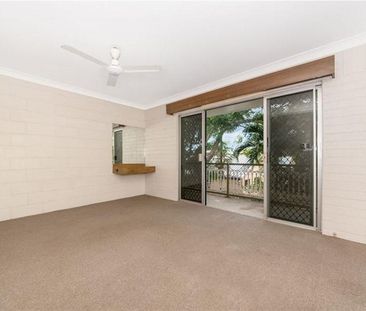 Cozy & Comfortable 2 Bedroom Unit in Hermit Park! - Photo 5