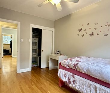 Haut de duplex de 5 chambres+ 2,5 salles de bain et garage offert e... - Photo 6