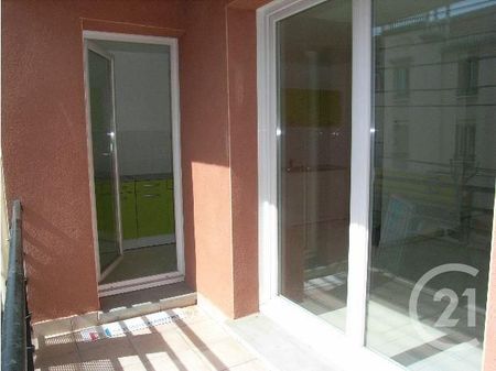 Location Appartement 3 pièces 61m² CLERMONT FERRAND 63100 - Photo 5