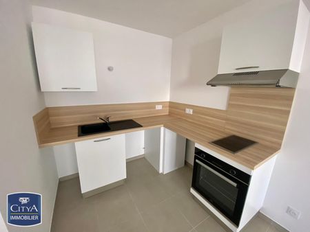 Location Appartement 2 pièces 40m² HYERES 83400 - Photo 5