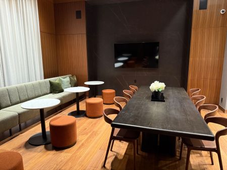 For Lease - 3240 WILLIAM COLTSON AVE Avenue Unit# 1205, Oakville, Ontario - Photo 3