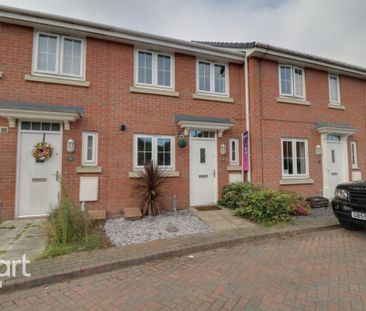 2 bedroom terraced house to rent - Photo 2