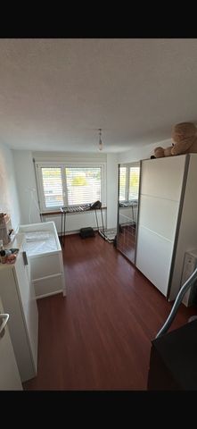 Rent a 3 ½ rooms apartment in Birr - Photo 4