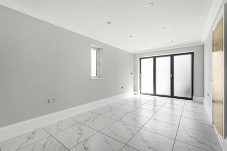 High Street, Croydon - Photo 4