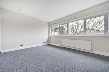 2 bedroom maisonette to rent - Photo 5