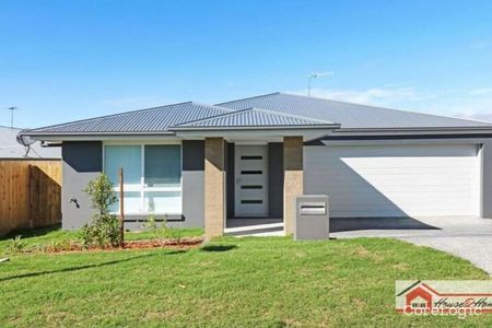 29 Paddy Circuit, Ormeau QLD 4208 - House For Rent | Domain - Photo 5