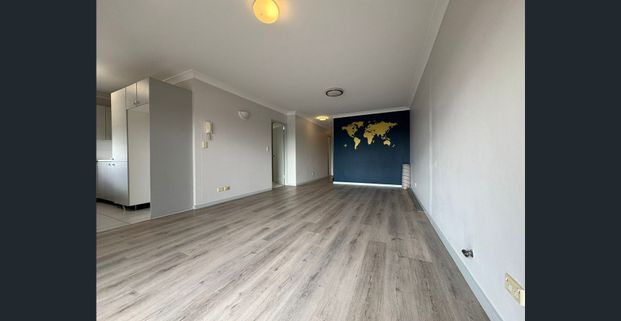 Two Bedroom Apartment - Photo 1