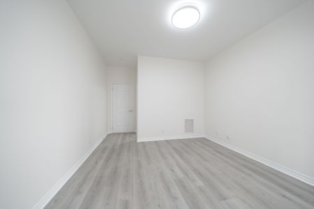 For Lease - 980 Yonge Street Unit# 414, Toronto, Ontario - Photo 2