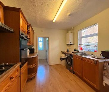 Coventry Road, Southampton, Hampshire, SO15 - Photo 6