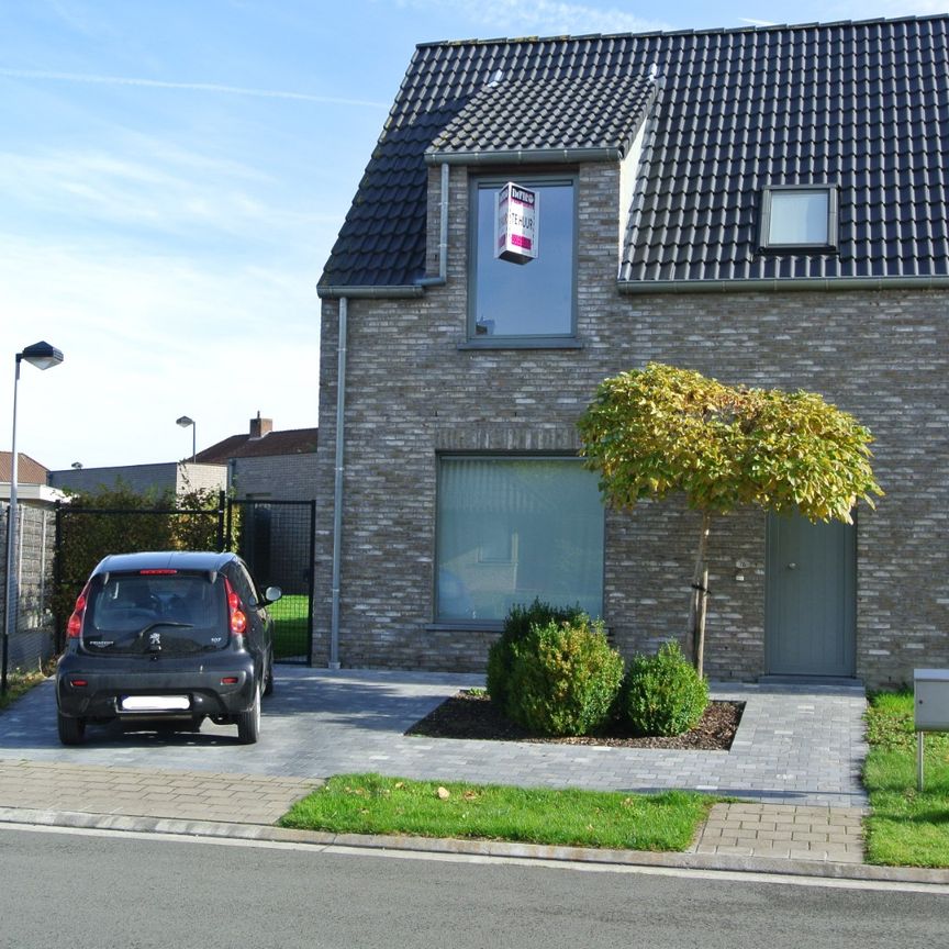 Halfopen woning te huur te Roeselare - Foto 1