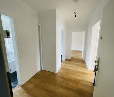 Helle und Freundlich! Modernisierte 3-Zimmer-Wohnung sucht neuen Mieter! - Foto 3