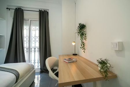 Carrer Pizarro, Valencia, Valencian Community 46004 - Foto 4