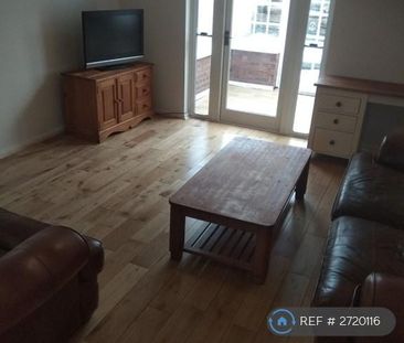 3 bedroom terraced house to rent - Photo 1