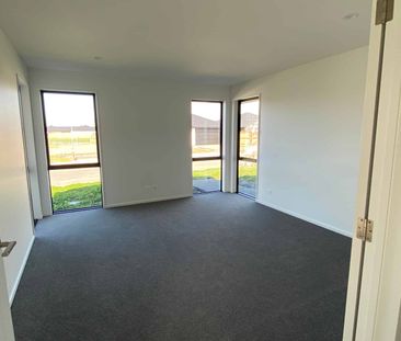 3 Bedroom Home in Ravenswood - 6 Months Rental - Photo 4