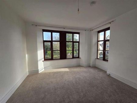 Truro, TR1 - Photo 2