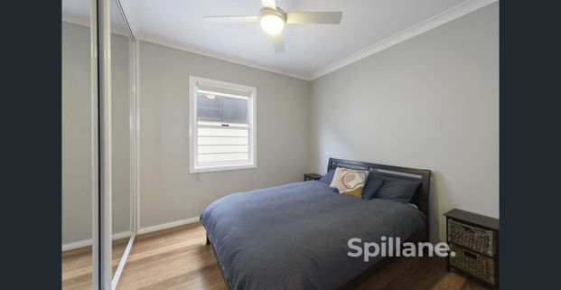 A Modern Lifestyle Opportunity in Vibrant Islington - Photo 1