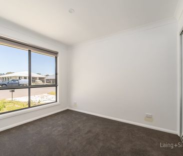 1/17 Seabrook Place – Brand New 3 Bedroom Unit With Carport - Photo 4