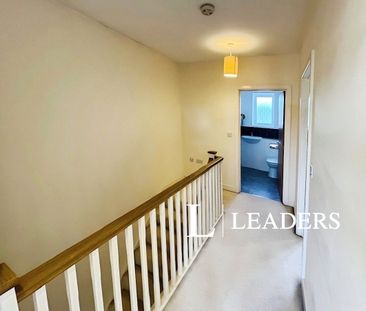 3 bedroom house to rent Southlands Way, Shoreham-by-Sea, West Susse... - Photo 6