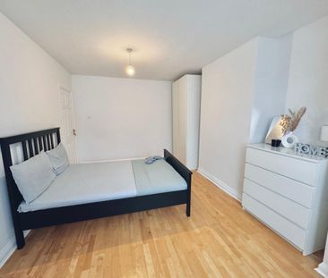 Room in a Shared House, College Road, HA9 - Photo 4