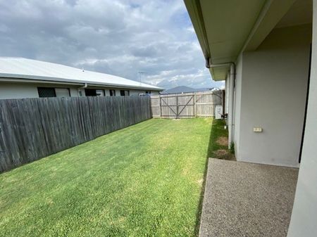 Charming Family Home in Ooralea - Photo 3