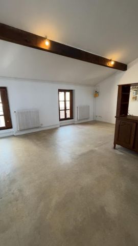 Appartement T3 - Grenoble – 3 rue du Pont Saint Jaime - Photo 2