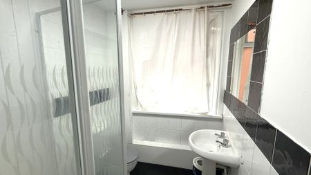 Great Shaw Street, Preston - Photo 3