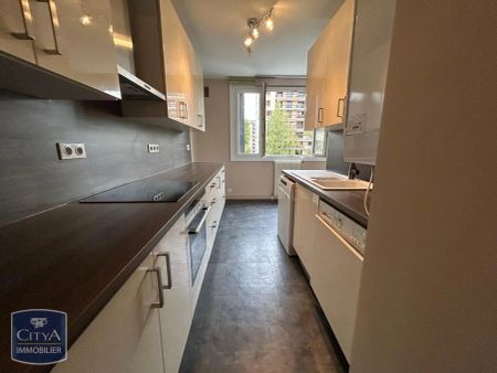 Appartement à louer 3 pièces 71m² - Photo 2