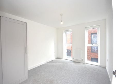 2 bedroom apartment to rent - Photo 2