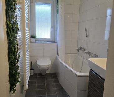 FOR A SINGLE PERSON IN ZUG, FURNISHED, TEMPORARY - Photo 6