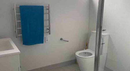 Modern End Unit Townhouse - New home before XMAS - Photo 4